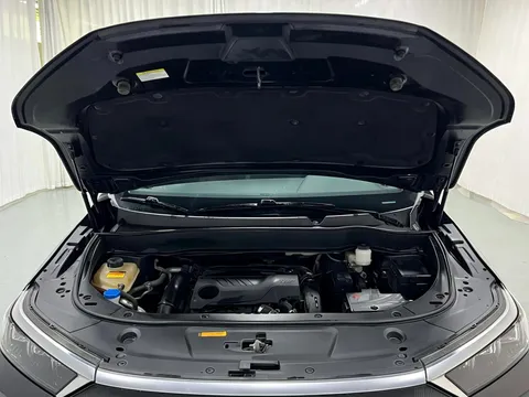 Dongfeng AX7