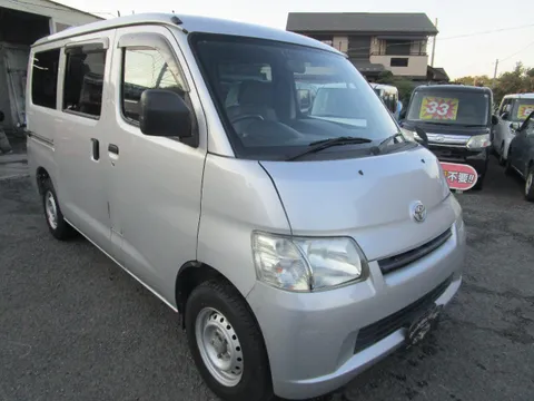 Toyota TownAce Van