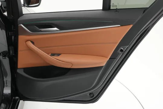BMW BMW