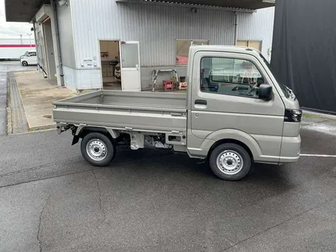 Nissan Clipper Truck