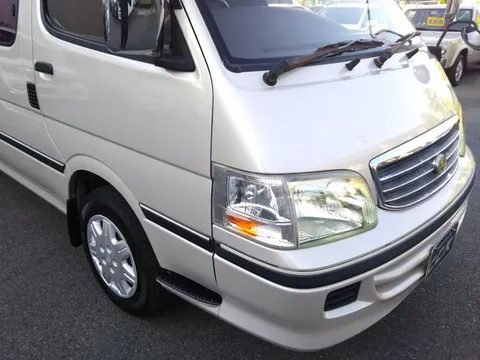 Toyota HiAce Wagon