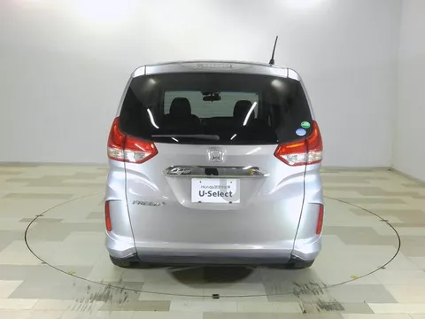 Honda Freed Plus