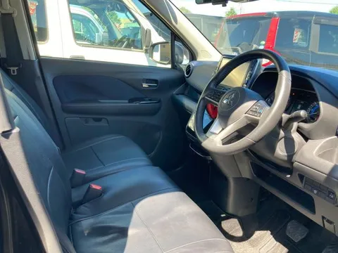 Mitsubishi eK X