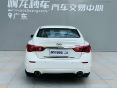 Infiniti Q50L