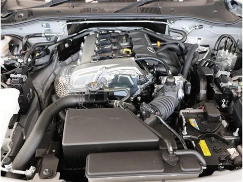 Mazda MX-5 (Roadster)