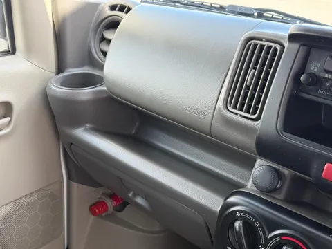 Nissan Clipper