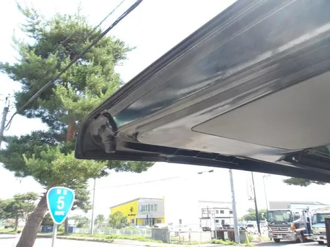 Mitsubishi Minicab Van