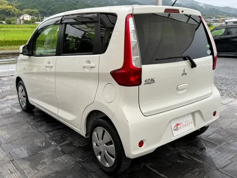 Mitsubishi eK Wagon