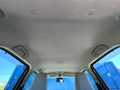 Daihatsu Mira Tocot