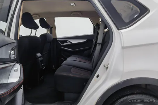 Baojun 560