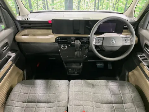 Mitsubishi Delica Mini