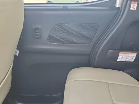 Mitsubishi eK Space Custom