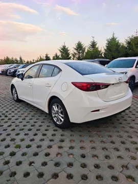 Mazda Mazda 3