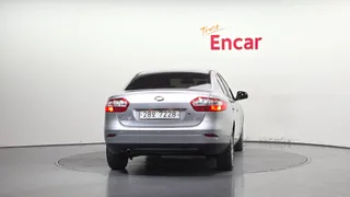Renault SM3