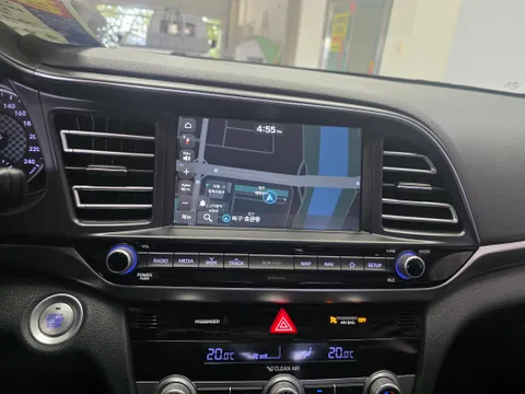 Hyundai Elantra (Avante)