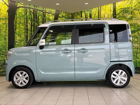 Suzuki Spacia