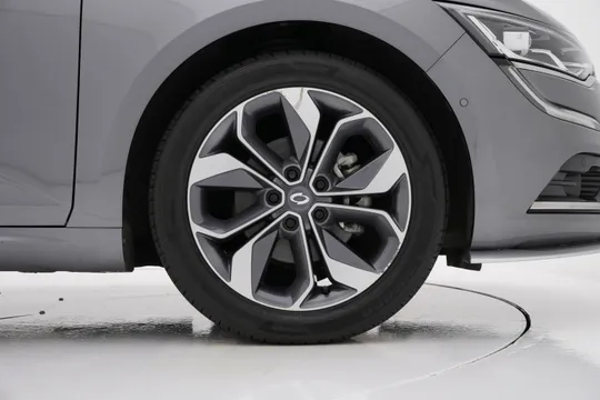 Renault Talisman (SM6)