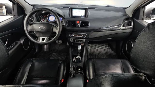 Renault SM3