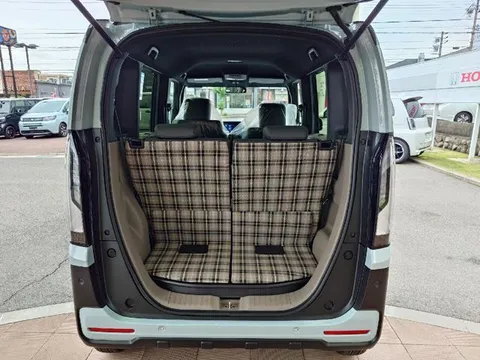 Honda N-BOX Joy