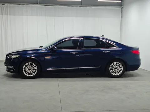 Ford Taurus
