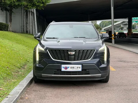 Cadillac XT4