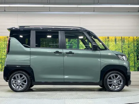 Mitsubishi Delica Mini