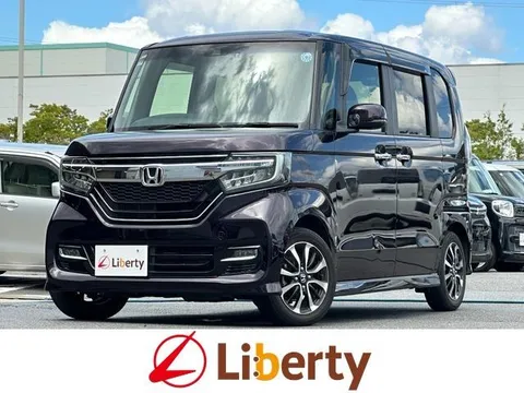 Honda N-BOX Custom
