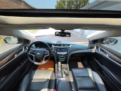 Cadillac XTS