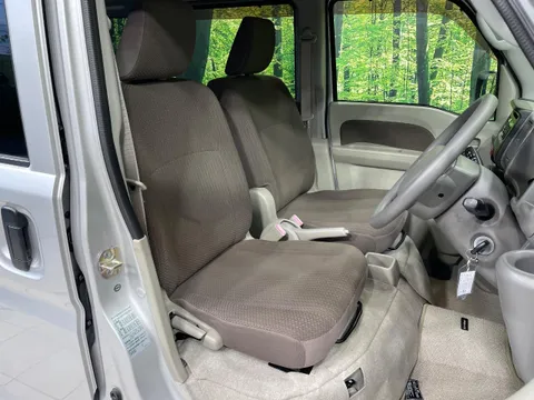 Mitsubishi Minicab Van