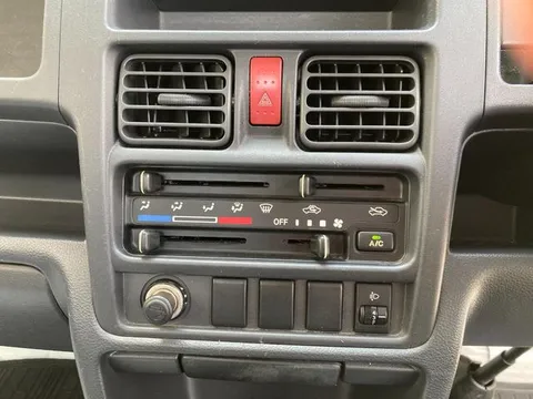 Mazda Scrum Truck