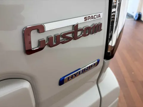 Suzuki Spacia Custom