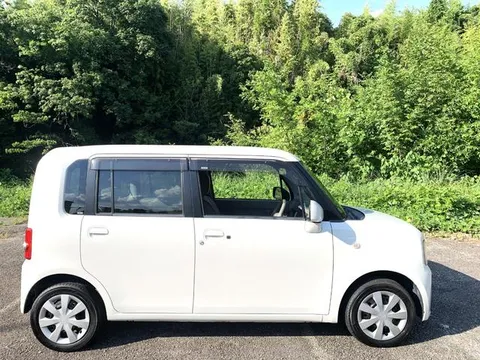 Daihatsu Move Conte