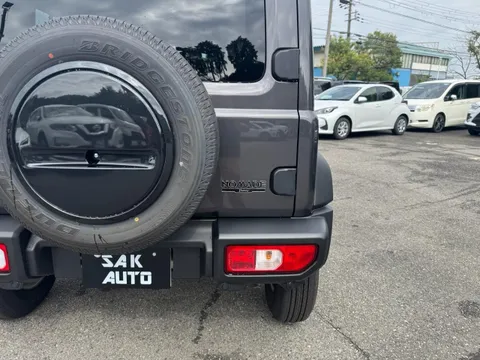 Suzuki Jimny Nomade