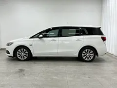 Buick GL6