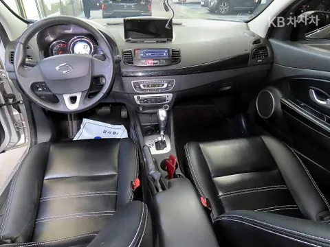 Renault SM3