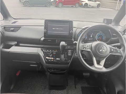 Mitsubishi eK X Space