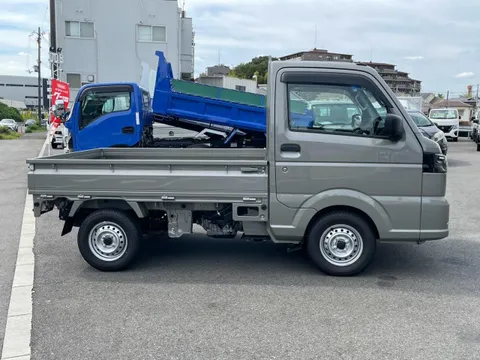 Nissan Clipper Truck
