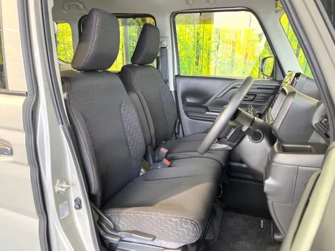 Suzuki Spacia Gear