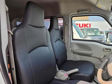 Mitsubishi Minicab Van