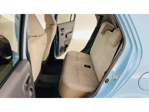 Daihatsu Mira Tocot