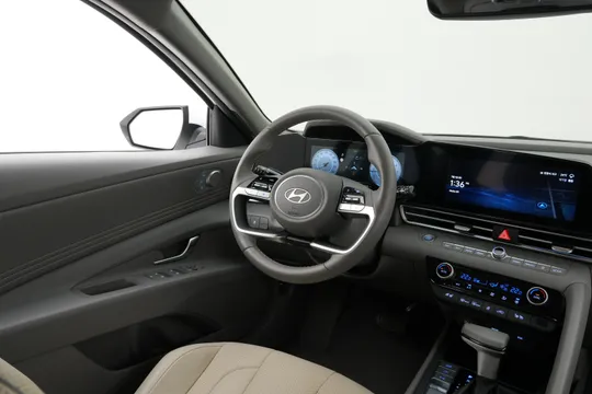 Hyundai Elantra (Avante)