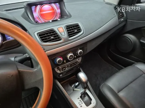 Renault SM3
