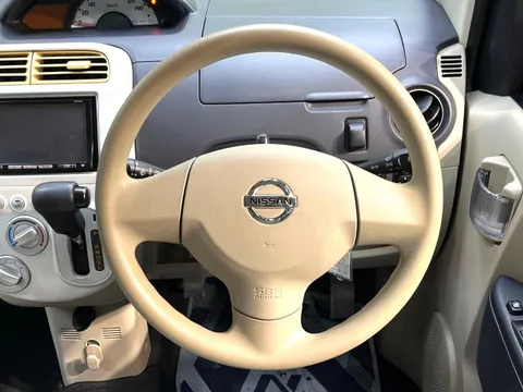 Nissan Otti
