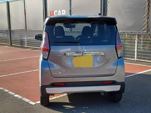 Mitsubishi eK X