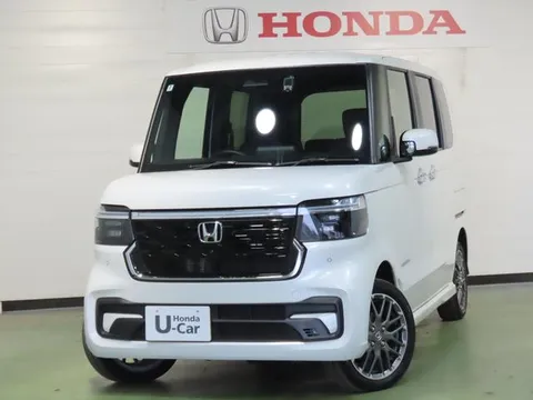 Honda N-BOX Custom
