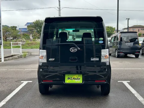 Daihatsu Move Conte