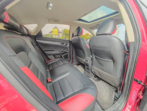 Geely Emgrand GS