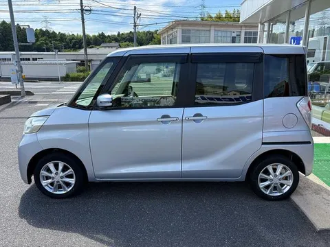 Mitsubishi eK Space
