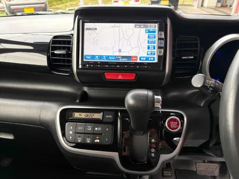Honda N-BOX Plus Custom