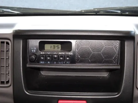 Mitsubishi Minicab Van